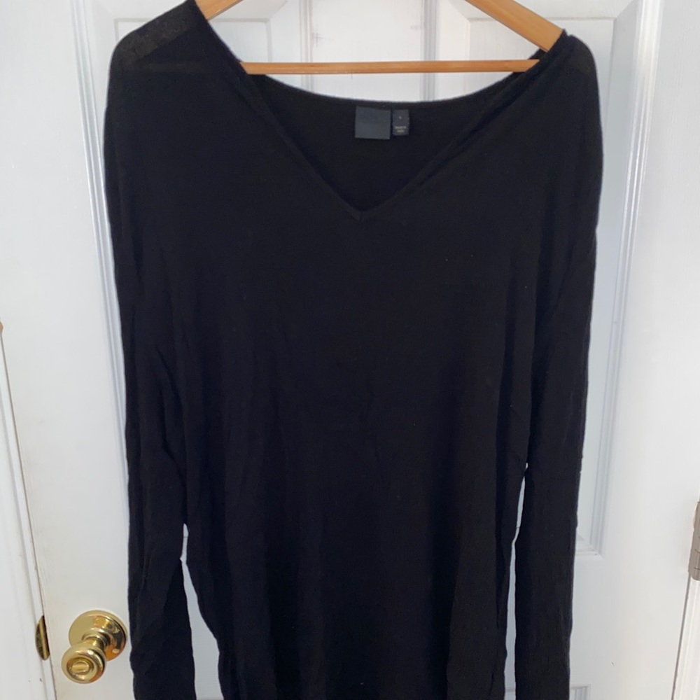 Mens extra long v neck longsleeve shirt